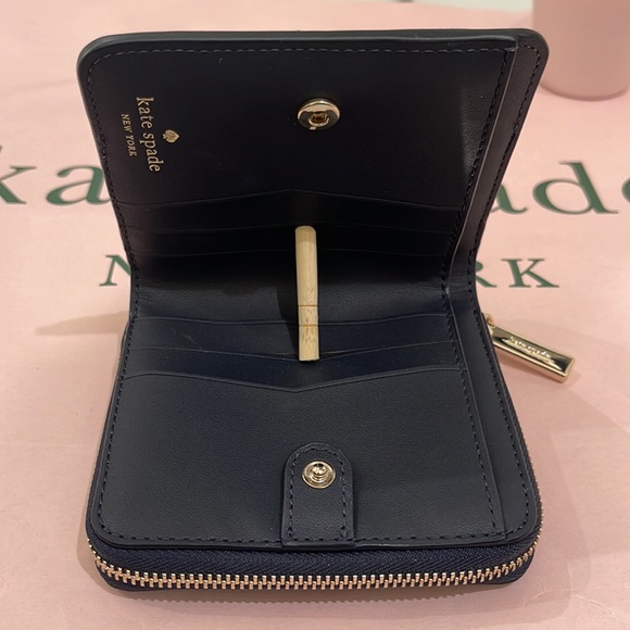 Kate Spade staci square crossbody with staci small zip around wallet - Picture 14 of 16